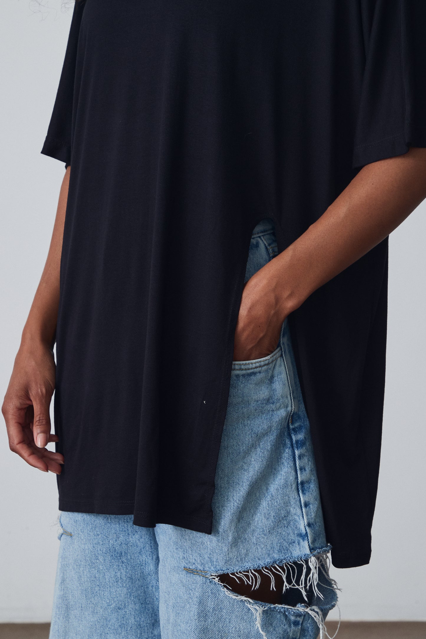 The Mid-Length Open Tee