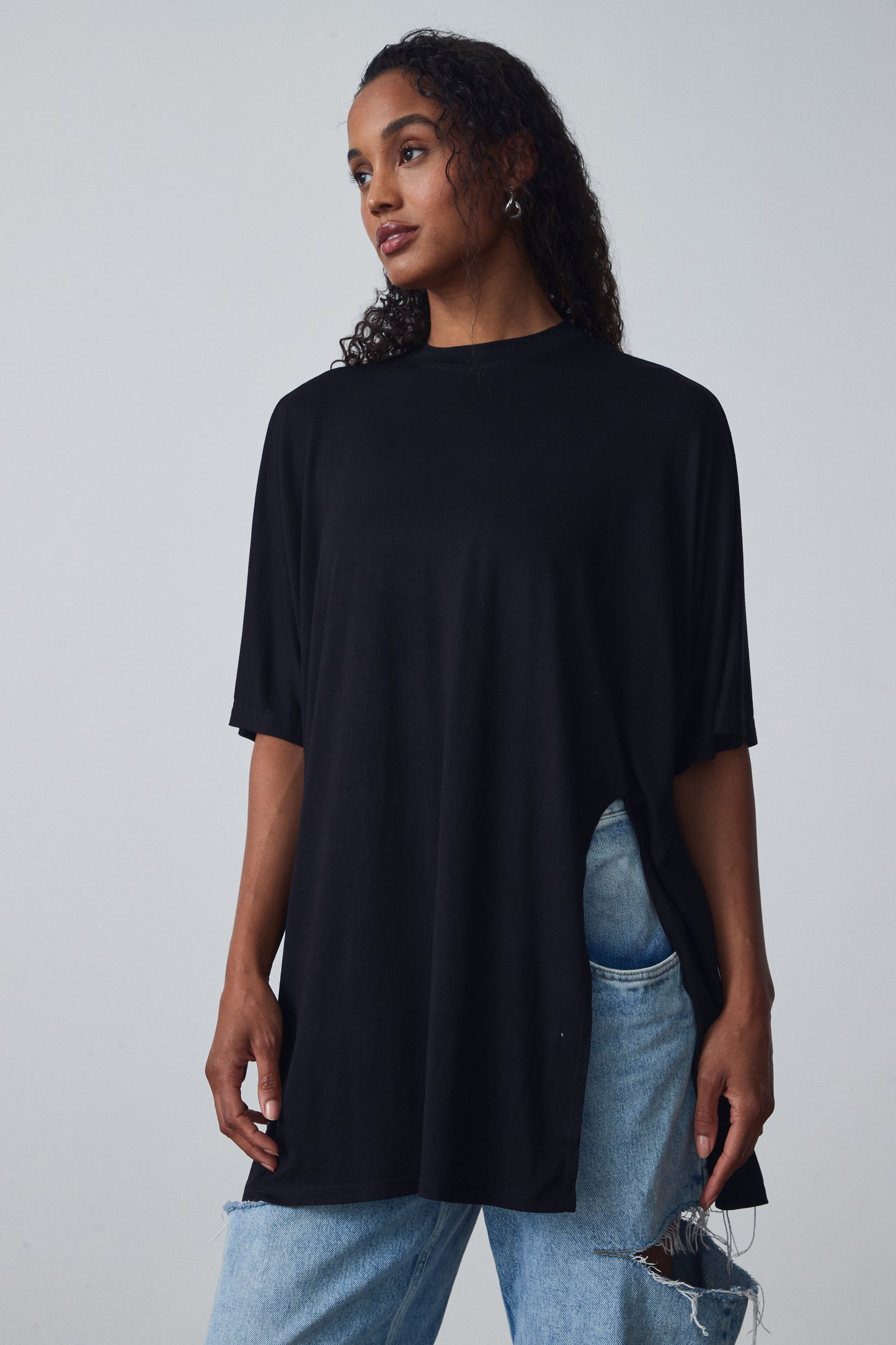 The Mid-Length Open Tee