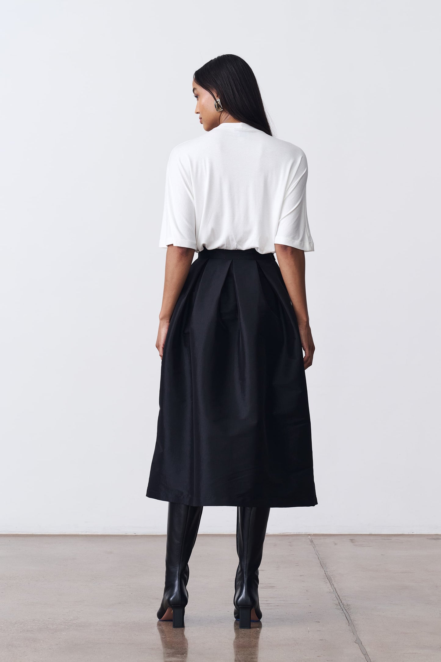 The Full Pleated Skirt - Black