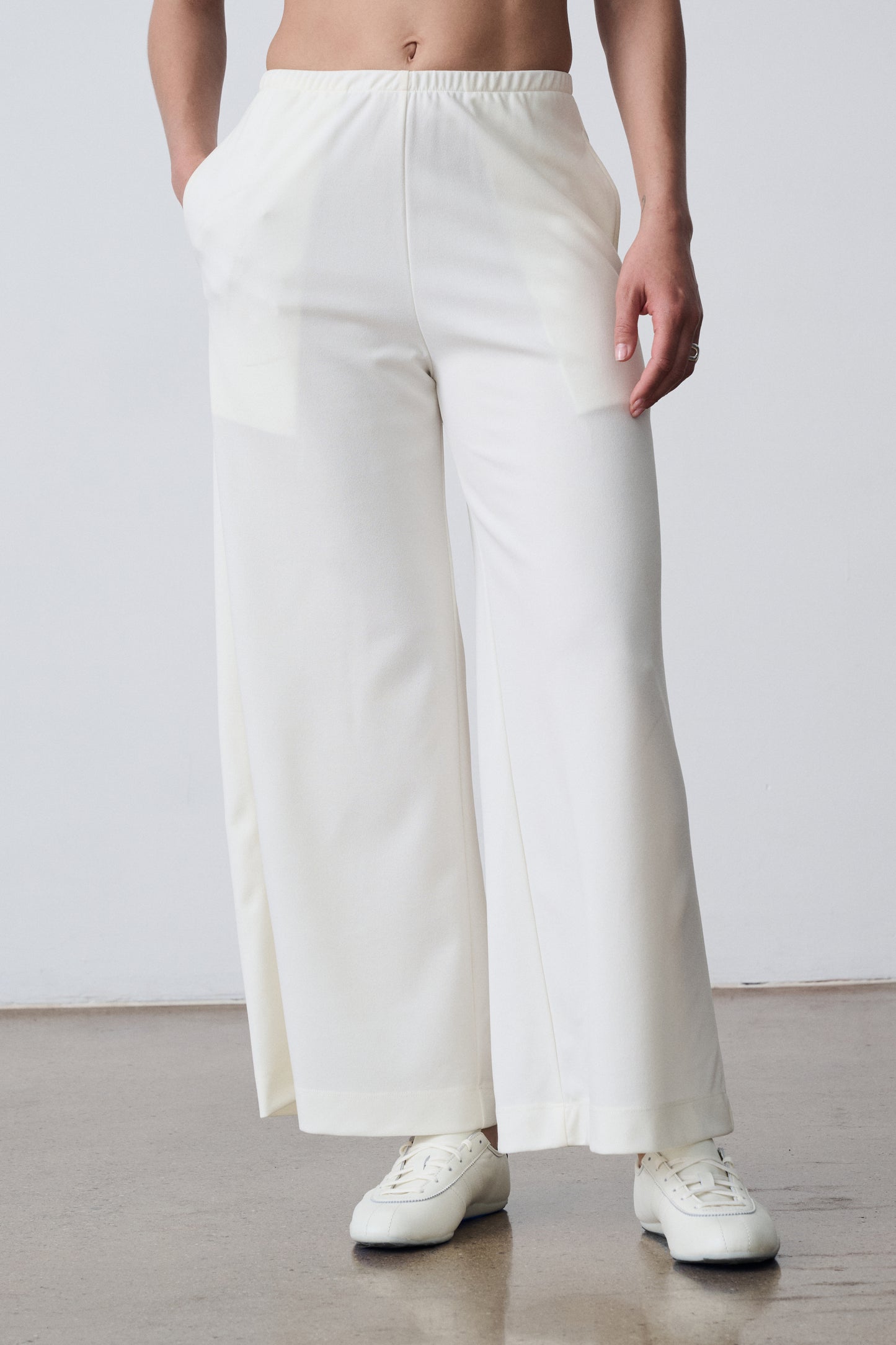 The Wide Leg Easy Pant - Ivory