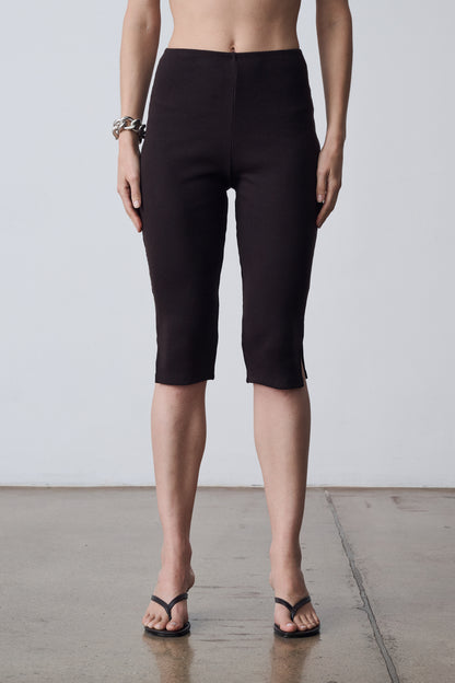 The Ribbed Knit Crop Pant - Dark Brown