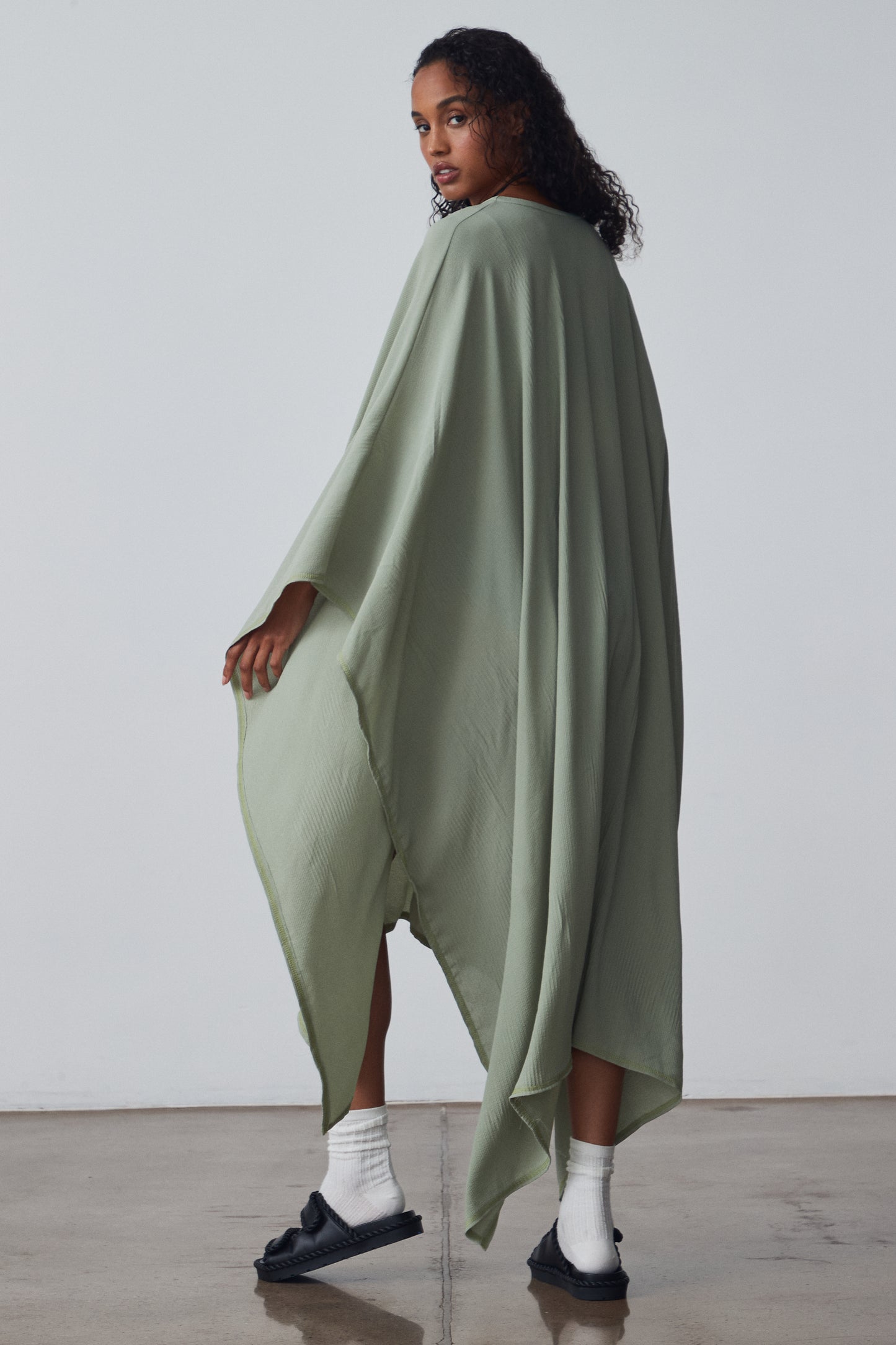 The Light Textured Cape