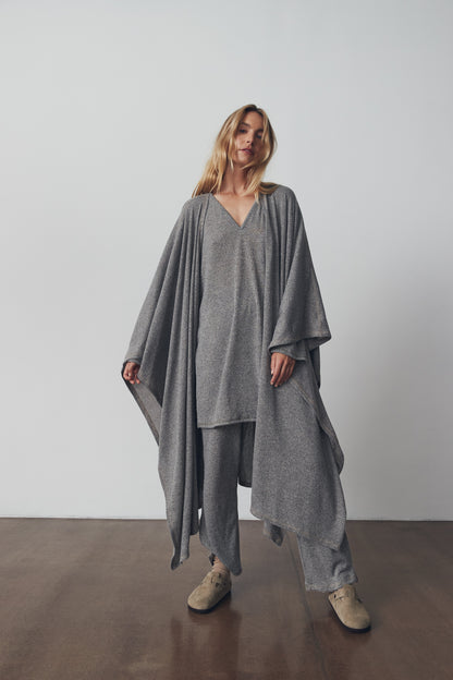 The Flow Cape
