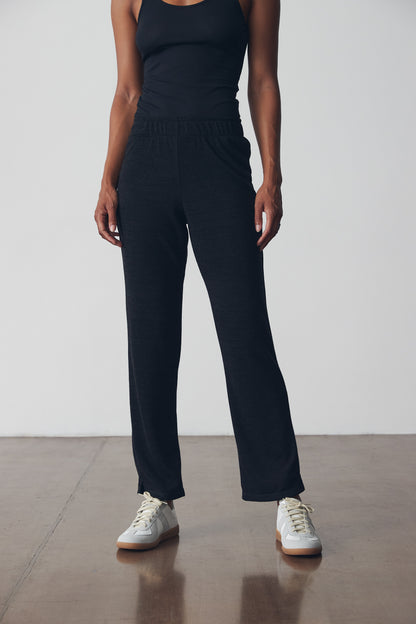 The Regular Knit Pant